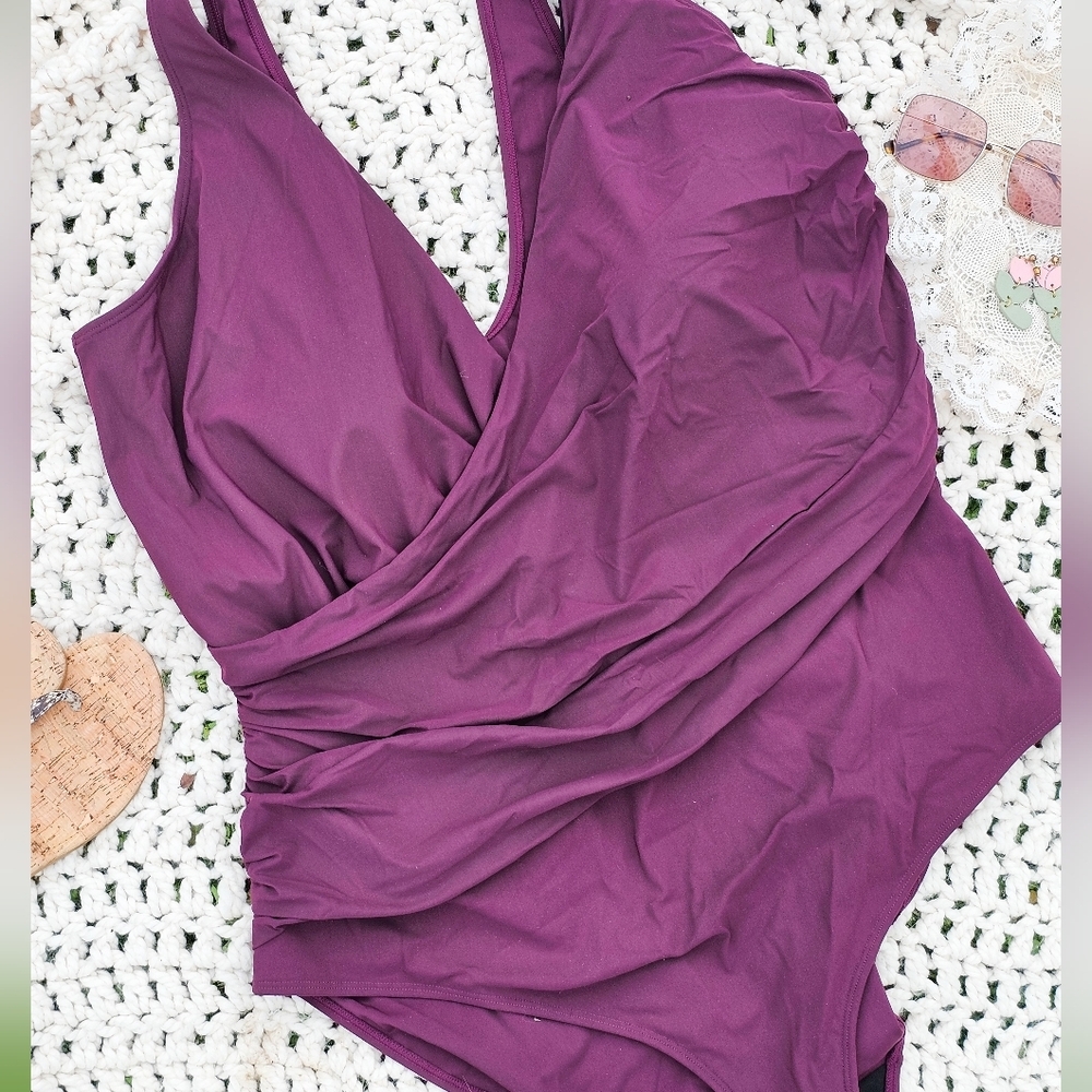 L. L. Bean Swimsuit Deep Plum Bunched Bodice Sz 26W Plus / Curve Size